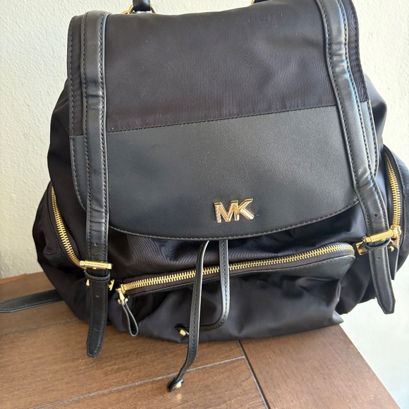 Michael Kors Beacon Backpack / Diaper Bag - Picture 4 of 4